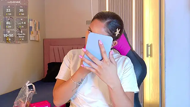 Laly Cherry  online show from 11/07/25, 12:27