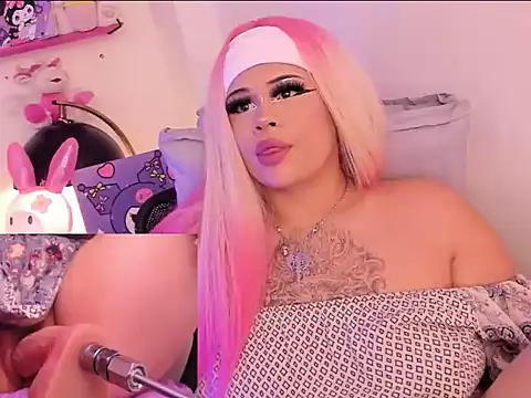 Snapshot of Missy_Aprill chatting on 09/18/25, 02:08 Missy Aprill online show from 09/18/25, 02:08