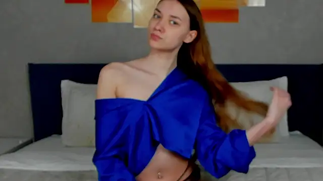 AmadaReine online show from 03/09/26, 04:27