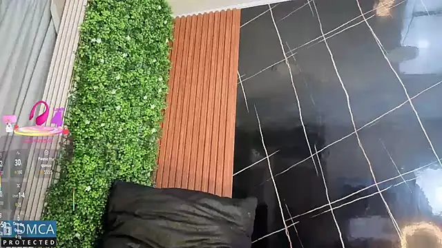 Kiara Zahiri   online show from 11/03/25, 11:00