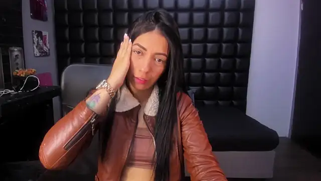 ashlyy sweet  online show from 04/17/26, 03:37