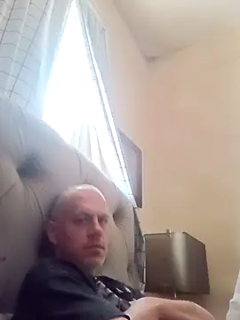 Snapshot of gpjr80 chatting on 10/04/25, 03:32 gpjr80 online show from 10/04/25, 03:32