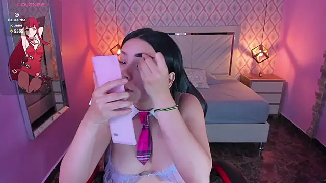 CHRISTY TEIGEN4 online show from 09/12/25, 07:25