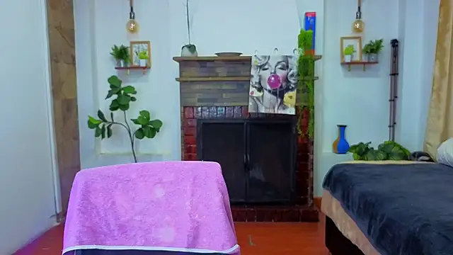 Snapshot of Celeste1s chatting on 02/07/26, 02:10 Celeste1s online show from 02/07/26, 02:10