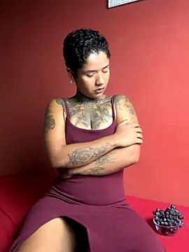 xbigpeach online show from 10/09/25, 10:08