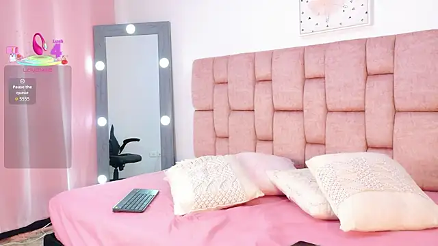 Kitty Rose   online show from 12/17/25, 07:09