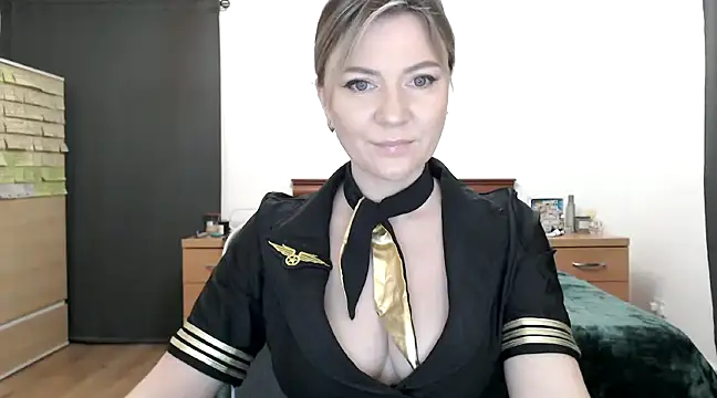 Snapshot of ParadiseAlina chatting on 01/29/25, 06:39 ParadiseAlina online show from 01/29/25, 06:39