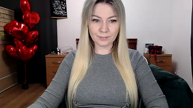 Snapshot of ParadiseAlina chatting on 02/08/26, 06:00 ParadiseAlina online show from 02/08/26, 06:00