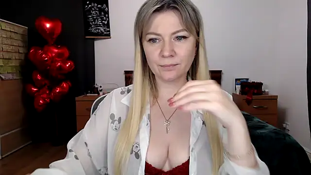 Snapshot of ParadiseAlina chatting on 02/10/26, 06:12 ParadiseAlina online show from 02/10/26, 06:12