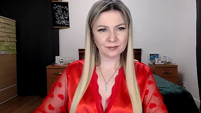 Snapshot of ParadiseAlina chatting on 02/16/26, 05:53 ParadiseAlina online show from 02/16/26, 05:53