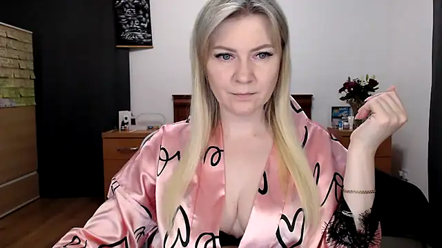 Snapshot of ParadiseAlina chatting on 03/09/26, 07:29 ParadiseAlina online show from 03/09/26, 07:29