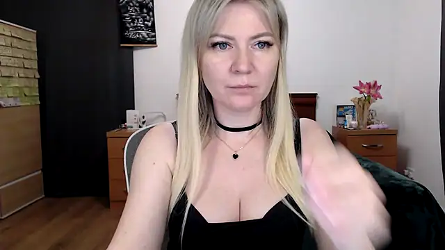 Snapshot of ParadiseAlina chatting on 03/14/26, 07:30 ParadiseAlina online show from 03/14/26, 07:30