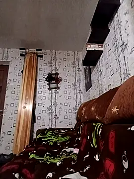 Lietta  online show from 11/25/25, 08:31