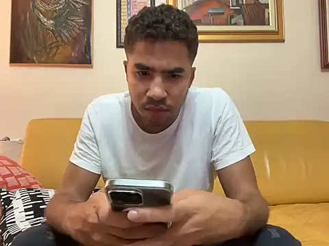 Markitos2323 online show from 11/12/25, 03:45