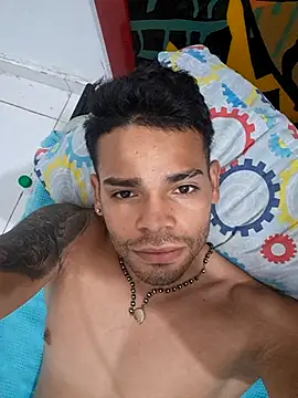 Snapshot of evan_stick chatting on 11/02/25, 04:59 evan stick online show from 11/02/25, 04:59