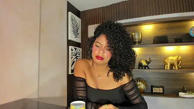 Snapshot of SheyLopez chatting on 07/11/26, 03:20 SheyLopez online show from 07/11/26, 03:20