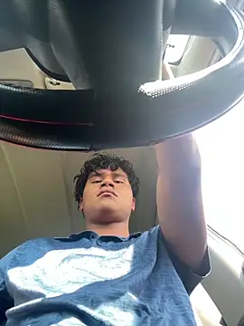 VRGUD0N19cm online show from 04/03/26, 09:13