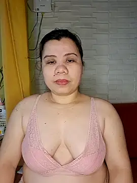 hotlyn45 online show from 03/09/26, 01:09