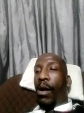 longdickson12345 online show from 11/27/25, 10:23