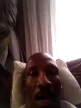 longdickson12345 online show from 12/04/25, 07:50