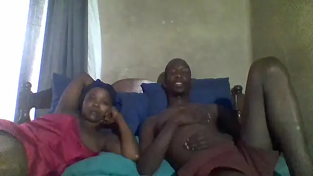 Snapshot of longdickson12345 chatting on 04/21/26, 10:21 longdickson12345 online show from 04/21/26, 10:21