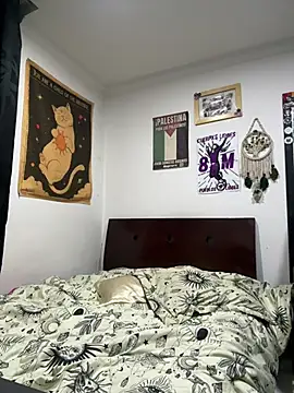 Snapshot of lunaasexxx0 chatting on 03/13/26, 01:23 lunaasexxx0 online show from 03/13/26, 01:23