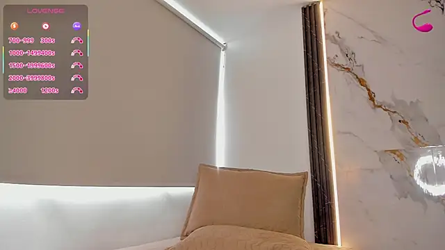 Snapshot of valentinamarval chatting on 09/23/25, 02:42 valentinamarval online show from 09/23/25, 02:42