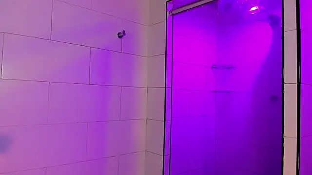 Ana sophia  online show from 12/16/25, 11:26