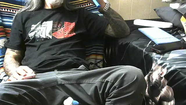 Snapshot of crassanova chatting on 04/16/26, 07:09 crassanova online show from 04/16/26, 07:09