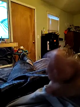 Wolfyking95 online show from 10/08/25, 11:57