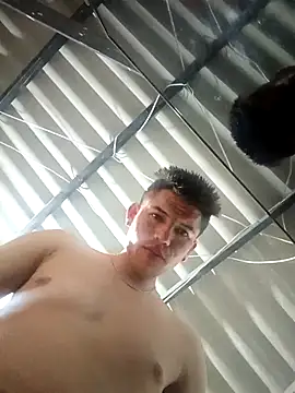 Snapshot of arrecho25cm chatting on 09/26/25, 10:14 arrecho25cm online show from 09/26/25, 10:14