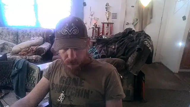 Poundtown1226 online show from 09/18/25, 06:10