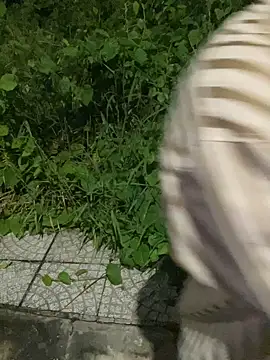 anhkiet huang online show from 10/29/25, 03:14