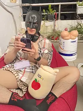 anhkiet huang online show from 11/20/25, 04:29