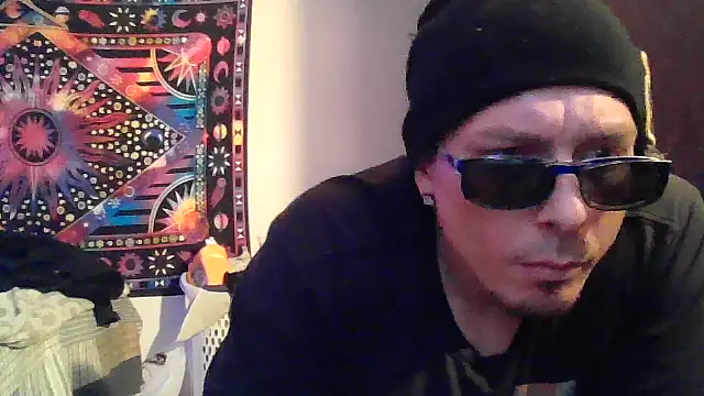 Snapshot of Eyelisss chatting on 11/30/25, 09:02 Eyelisss online show from 11/30/25, 09:02