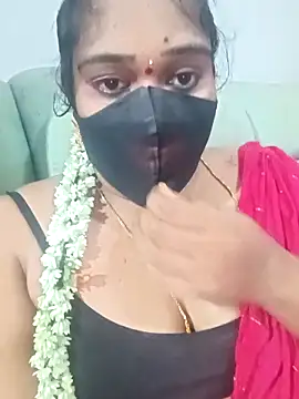 Snapshot of sujuta chatting on 09/10/25, 04:40 sujuta online show from 09/10/25, 04:40