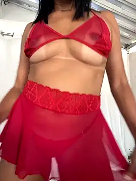 Snapshot of Katianesantos chatting on 09/21/25, 05:03 Katianesantos online show from 09/21/25, 05:03