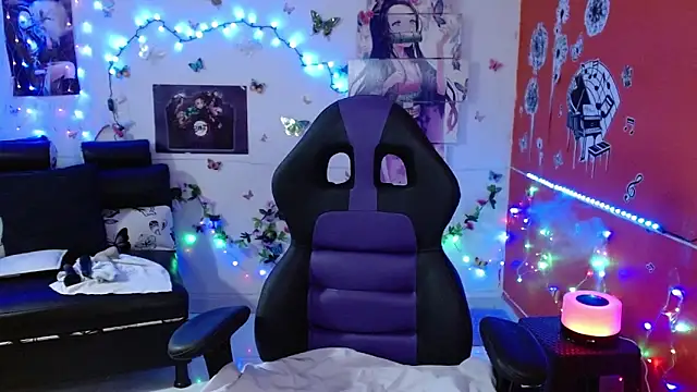 carol 20 online show from 12/04/24, 02:31