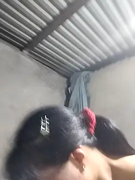 kute-00 online show from 09/21/25, 06:42