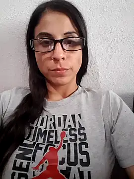 Snapshot of Lindasimpson chatting on 10/05/25, 05:11 Lindasimpson online show from 10/05/25, 05:11