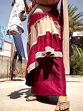 Snapshot of monu_bhabi chatting on 03/13/26, 06:42 monu bhabi online show from 03/13/26, 06:42