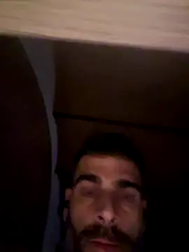 Snapshot of marconeilbiacco99 chatting on 11/13/25, 02:54 marconeilbiacco99 online show from 11/13/25, 02:54