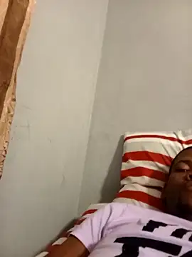 Snapshot of khalazinike chatting on 12/03/25, 05:00 khalazinike online show from 12/03/25, 05:00