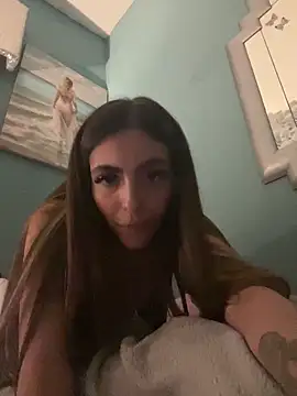 Snapshot of RoseyMae chatting on 09/11/25, 08:31 RoseyMae online show from 09/11/25, 08:31