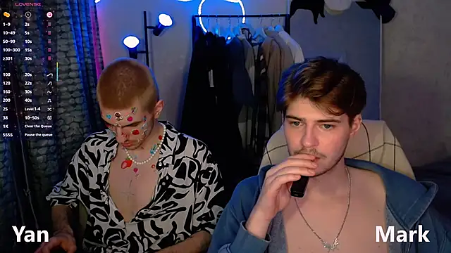 Snapshot of itsyanbb chatting on 11/15/25, 03:30 itsyanbb online show from 11/15/25, 03:30