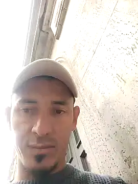 JuanD vero online show from 10/17/25, 09:56