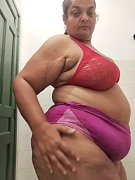 Snapshot of Vydinha chatting on 09/16/25, 06:42 Vydinha online show from 09/16/25, 06:42