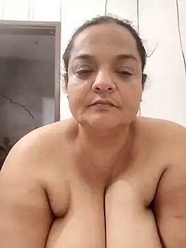 Snapshot of Vydinha chatting on 09/26/25, 09:02 Vydinha online show from 09/26/25, 09:02