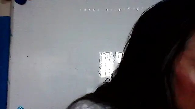 Snapshot of -AngelNova- chatting on 04/16/26, 12:28 -AngelNova- online show from 04/16/26, 12:28