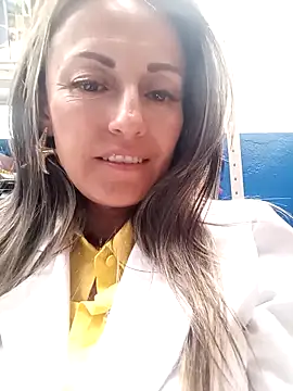 Snapshot of -AngelNova- chatting on 04/17/26, 06:22 -AngelNova- online show from 04/17/26, 06:22